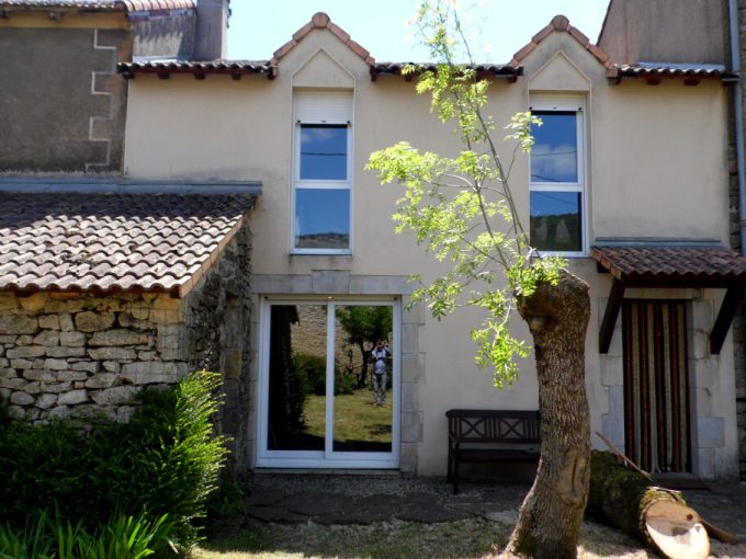 VALLEE DE LA SORGUE; TRES BEAU VILLAGE DE SAINT-BEAULIZE; SUPERBE MAISON T3 (Occitanie) 12